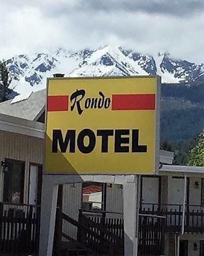 Rondo Motel Golden Kültér fotó